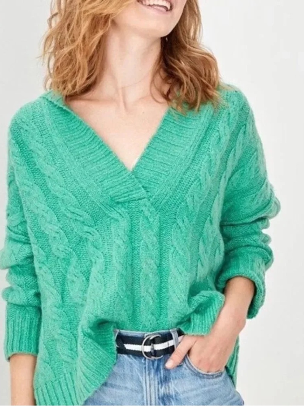American Eagle Outfitters Green V-Neck Sweater